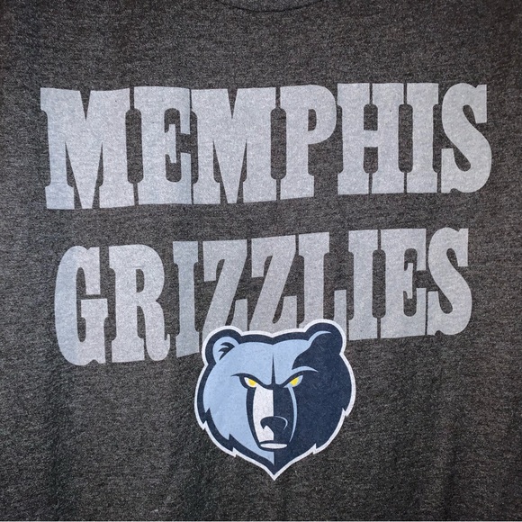 π»πποΈ Memphis Grizzlies NBA Basketball Center Court Shirt ποΈππ» - Picture 2 of 6
